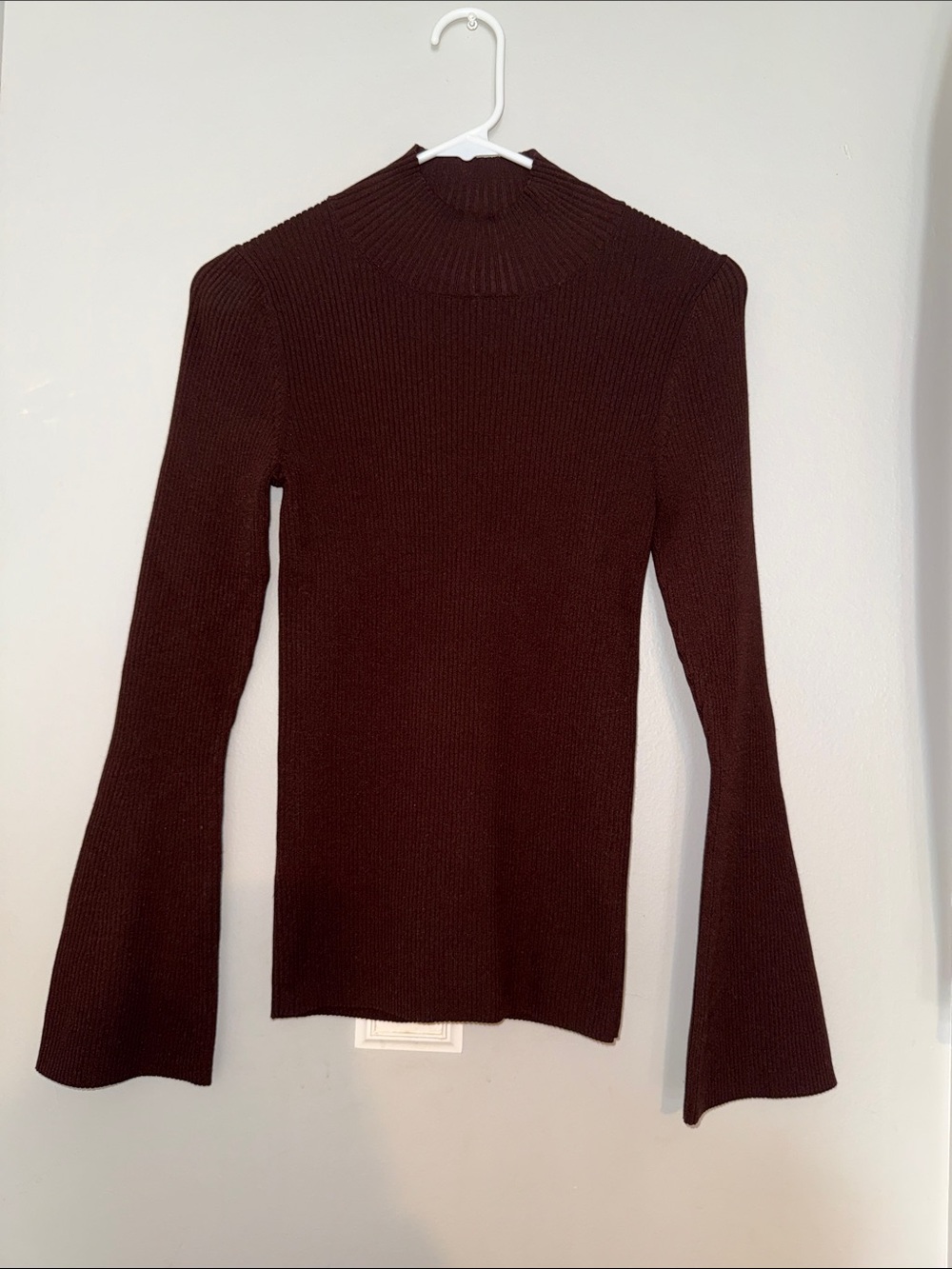 Ann Taylor long sleeve top